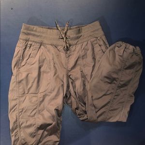 NWOT North Face pants